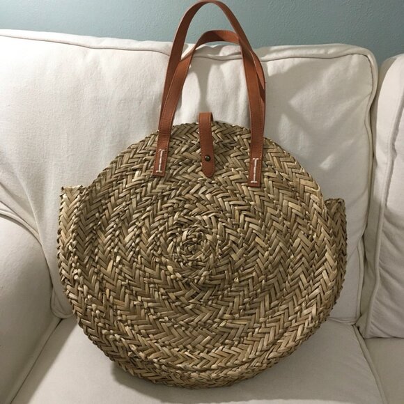 Universal Thread Handbags - Universal Thread Jute Straw Round Shoulder Bag